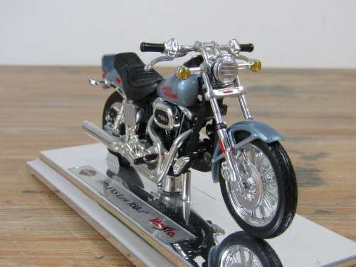 Collectable  Maisto Harley-Davidson Cycles, 1977 Low Rider, metal die cast model, 1:18, mint