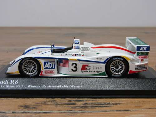 Collectable metal die cast scale model car, Minichamps Audi R8 24h Le Mans '05,1:43, mint in box