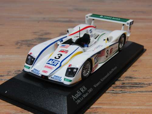 Collectable metal die cast scale model car, Minichamps Audi R8 24h Le Mans '05,1:43, mint in box