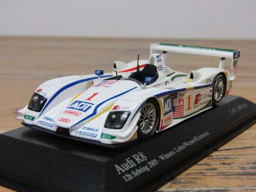 Collectable metal die cast scale model car, Minichamps Audi R8 Sebring 2005,1:43, mint in box