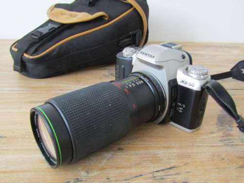 Vintage Pentax MZ50 Camera with a Hanimex 200mm 1:4,5 Lens and vintage carry Bag