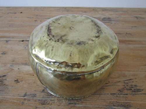 Vintage large round Brass bowl or planter, 22cm x 14cm, excellent condition