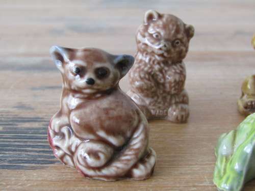 Lot of 6 Wade Whimsies