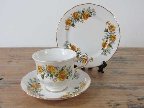 Vintage Royal Vale Trio, excellent condition, others available