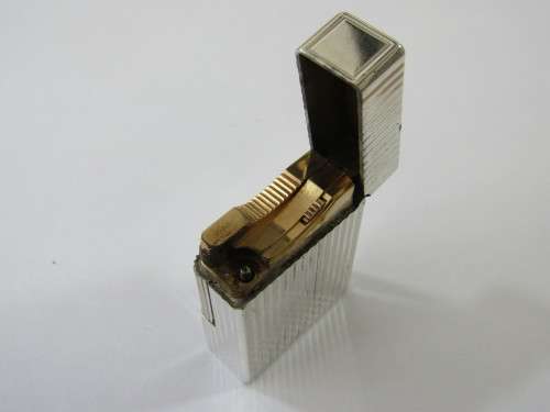 Vintage silver ST Dupont Lighter, Paris France, excellent working condition