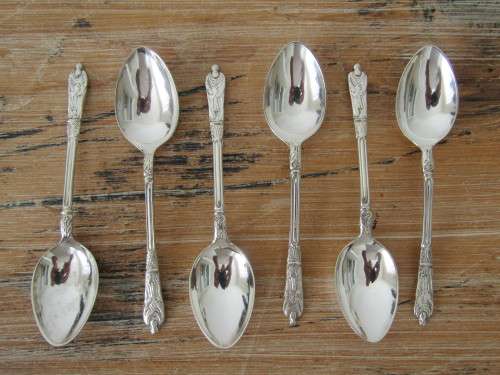 Set of 6 matching silverplated Apostle spoons, vintage - 11cm
