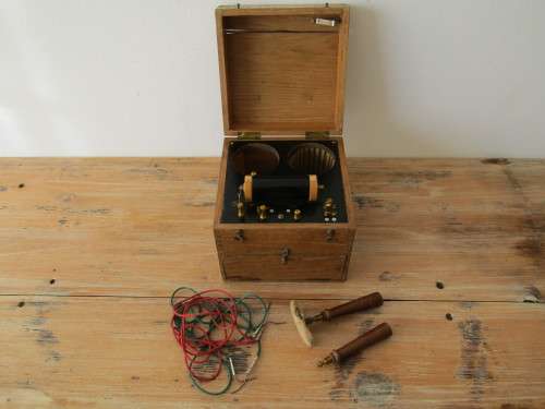 Old vintage unknown electrical / medical instrument, wooden box 16cm x 18cm x 18cm