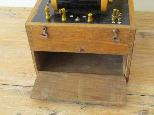 Old vintage unknown electrical / medical instrument, wooden box 16cm x 18cm x 18cm