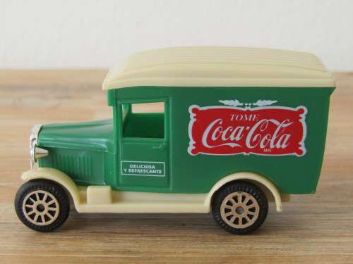 Collectable vintage Tome Coca Cola scale model truck, Spanish, excellent condition, others available