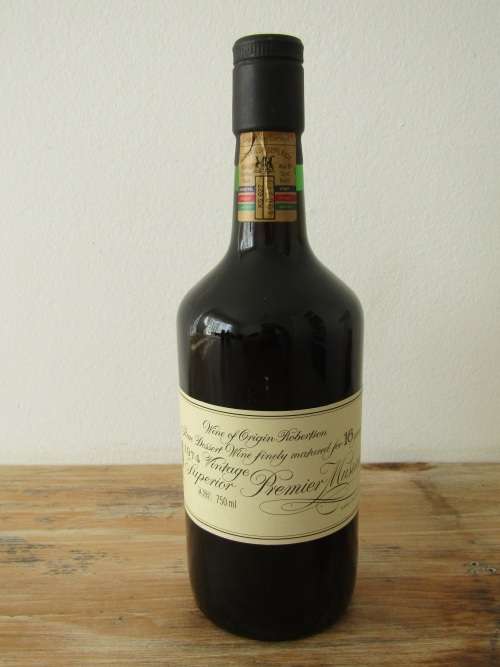 1974 The house of Charles rare collection 16 year Superior Red Muscadel, numbered-only 14530 bottled