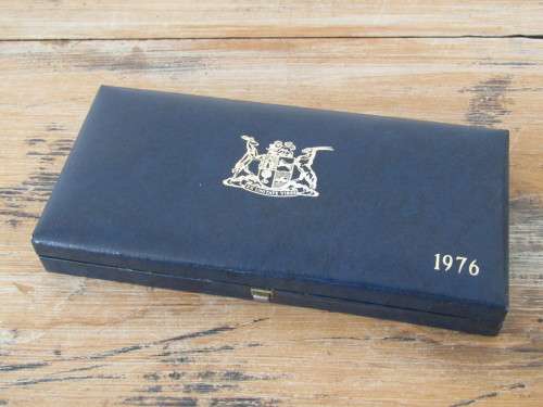 1976 South African Mint proof coin Set, original box