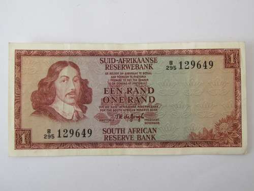 Old South African R1 bank notes, TW de Jongh, B series. Near mint condition, many others available