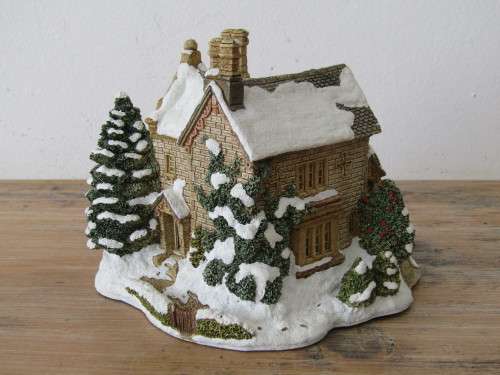 Vintage 1991 Large Lilliput Lane house ornament "The old Vicarage at Christmas", excellent condition