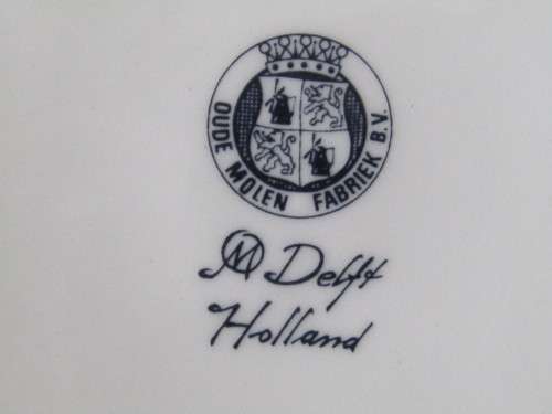 Lot of 3 vintage original Delft Holland display Plates, Oude Molken Fabriek, 18cm diameter