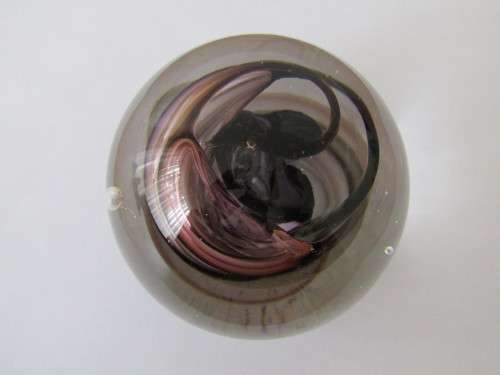 Magnificent David Reade original signed art glass Paperweight, 2014, Large 10cm diameter