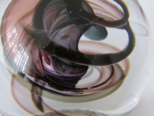Magnificent David Reade original signed art glass Paperweight, 2014, Large 10cm diameter