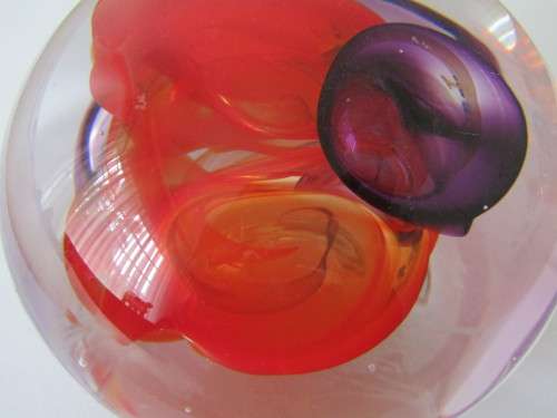 Magnificent David Reade original signed art glass Paperweight, 2013, Large 11cm diameter