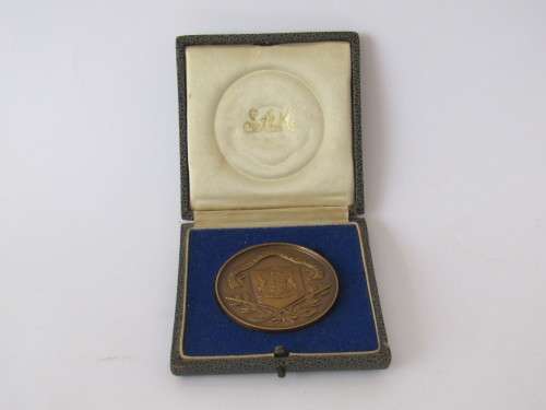 Vintage 1969 SA Golf Union amateur championship Medal, SAM case