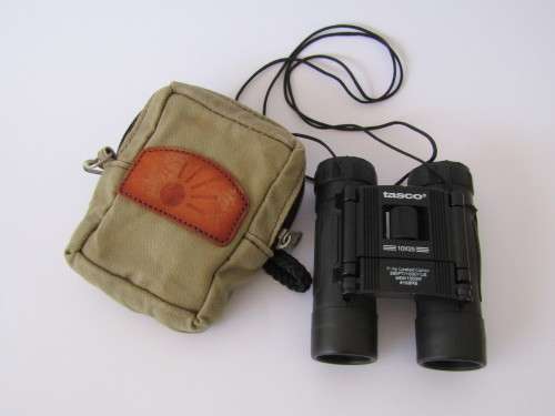 Vintage Tasco 10x25 mini Binoculars with pouch, 100% working