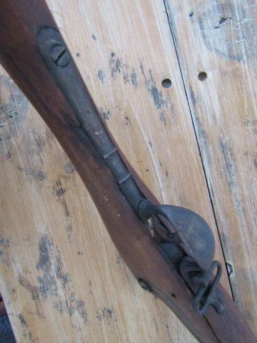 Very old original Flintlock / Percussion cap Muzzleloader Rifle with Ramrod, deactivated, 1.1meter