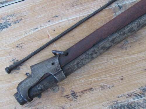 Very old original Flintlock / Percussion cap Muzzleloader Rifle with Ramrod, deactivated, 1.1meter