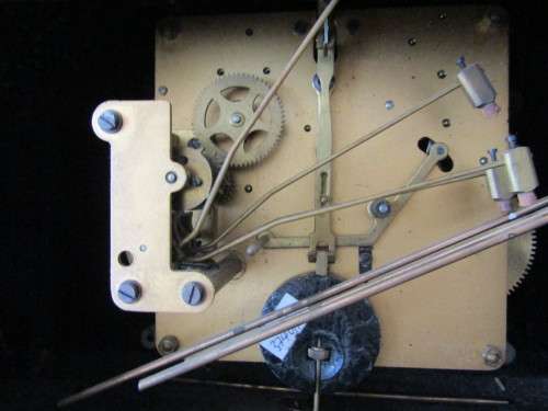 Vintage 1946 Art Deco Enfield mahogany veneered Mantle Clock with pendulum and plaque, 40cm, working