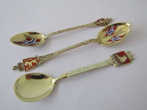3 solid Silver and enamel Spoons, 38g (Value R450+) *No reserve SILVER auction Now on at Port no.5*