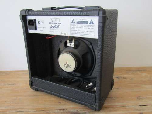 Ashton GA10 Guitar Amp in excellent working order, 28cm x 26cm x 13cm