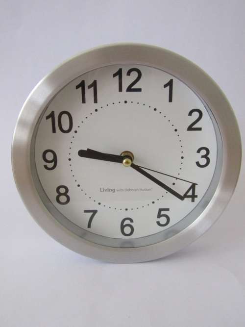 Quartz brushed alluminium Wall Clock, 20cm diameter, excellent and working, 4 available