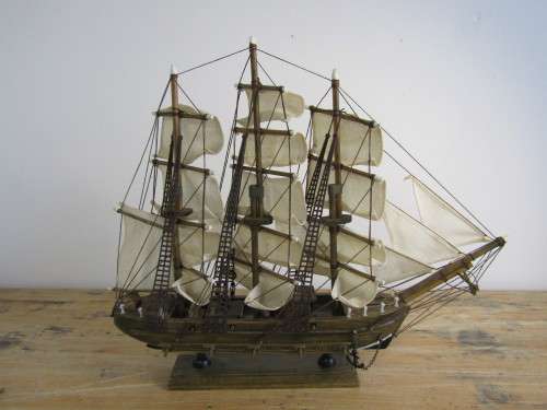 Vintage model Sail Ship in excellent condition, 42cm x 35cm *No reserve auction Now on at Port no.5*