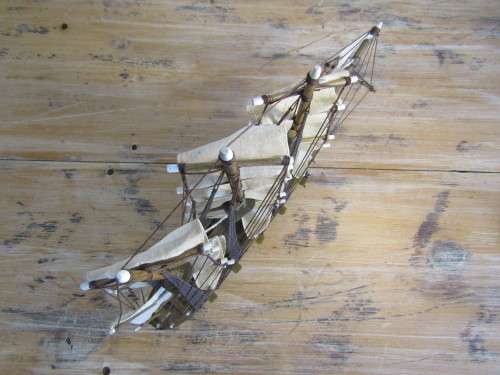 Vintage model Sail Ship in excellent condition, 42cm x 35cm *No reserve auction Now on at Port no.5*