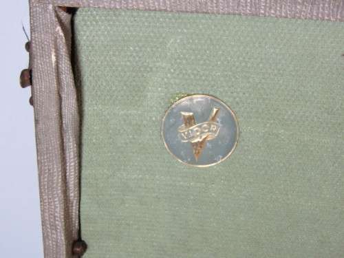 Vintage 1950's Retro Vidor portable valve Radio, wood and enamel construction, 34cm x  23cm x 11cm