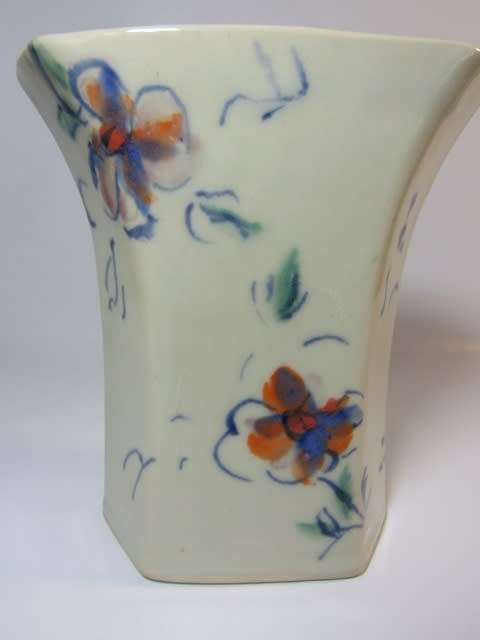 Vintage Esra Bosch Earthenware hand painted Vase with flower decoration, 20cm tall, excellent cond.