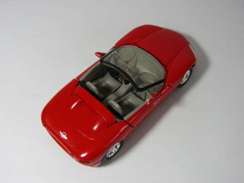 Vintage collectable die cast scale model, Motormax Stingray 3 in Box, 1:24, mint