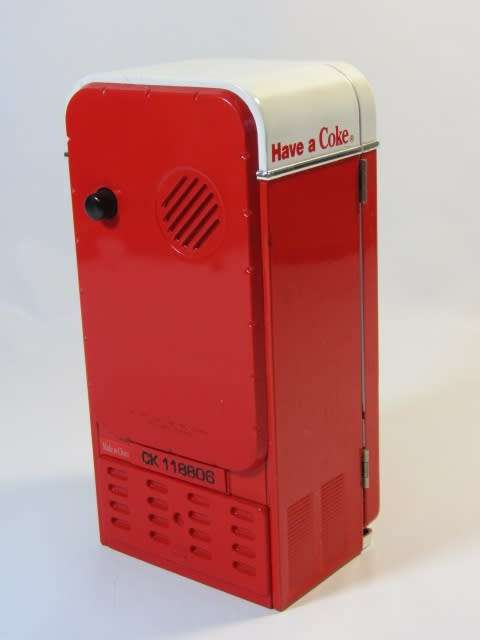 Vintage 1994 Coca Cola metal / tin Musical "Vending Machine",  excellent working condition, 18 x 9cm