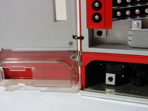 Vintage 1994 Coca Cola metal / tin Musical "Vending Machine",  excellent working condition, 18 x 9cm