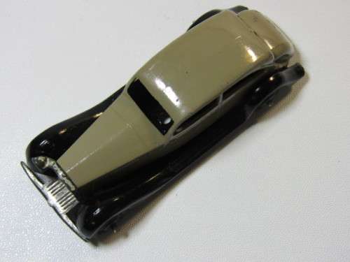 Lot of two very old Meccano Dinky Toys die cast model Cars, Armstrong Siddeley and one other