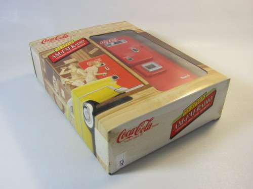 Vintage 1992 original Coca Cola AM/FM Radio "Vending Machine", boxed, like new, 18cm