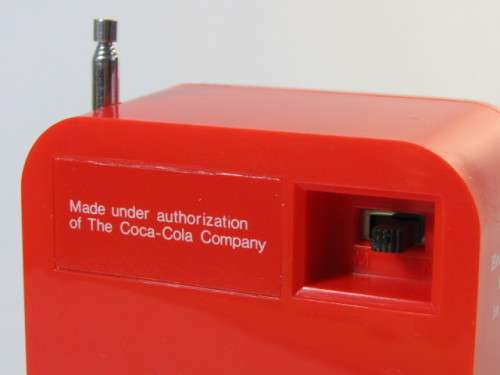 Vintage 1992 original Coca Cola AM/FM Radio "Vending Machine", boxed, like new, 18cm