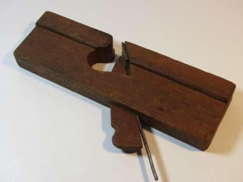 Lot of 2 vintage wooden Planes with Profile blades, complete and working, excellent condition