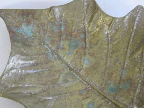 Lot of 2 very old solid brass items, 1948 Poinsettia Leaf tray and footed Bowl