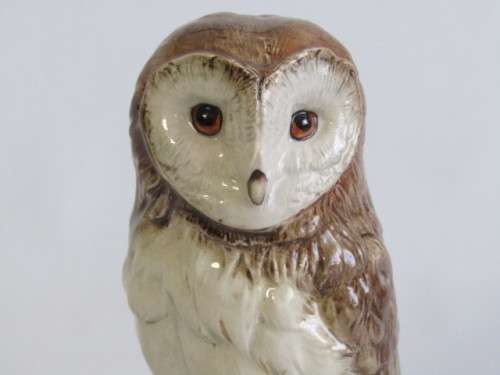 Collectable 1984 Whyte and Mackay Scotch Whisky, 200ml in sealed Royal Doulton "Barn Owl" Decanter