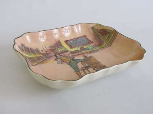 Vintage original Royal Doulton rectangular Bowl "Sam Weller" D6327, excellent condition, 23cm x 20cm