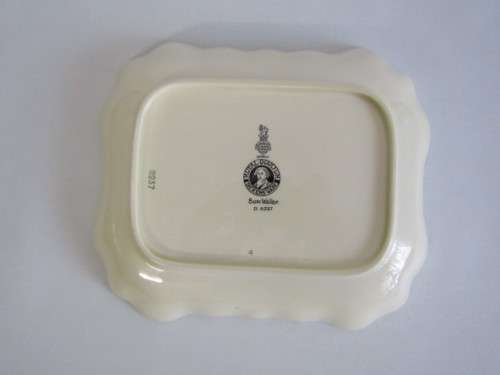 Vintage original Royal Doulton rectangular Bowl "Sam Weller" D6327, excellent condition, 23cm x 20cm