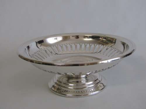 Vintage Gebruder Hepp 18/10 Hotelsilber Silverplated Pedestal Bowl, 23cm diameter