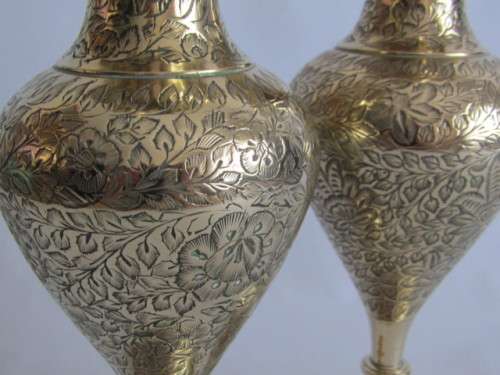 Vintage lot of two solid brass decorated Vases, India, excellent condition, 25cm high