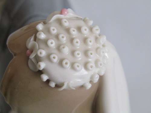 Large vintage original Lladro Figurine, 1982, F-16A "Bride and Groom", 31cm high