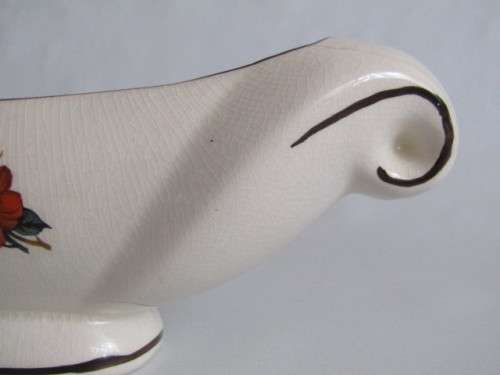 Vintage original Majolica porcelain Boat shaped Vase in excellent condition, 31cm wide (value R450+)