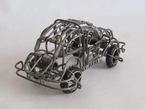 3 x Professionally made Wire Model Cars with opening parts "VW Beetle", 16 cm x 7cm, 3 in the lot