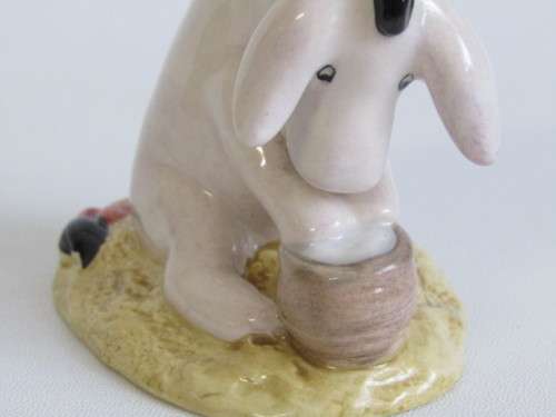 Royal Doulton porcelain Figurine, Winnie the Pooh collection "Eeyore's Birthday" WP14, 7.5x7cm